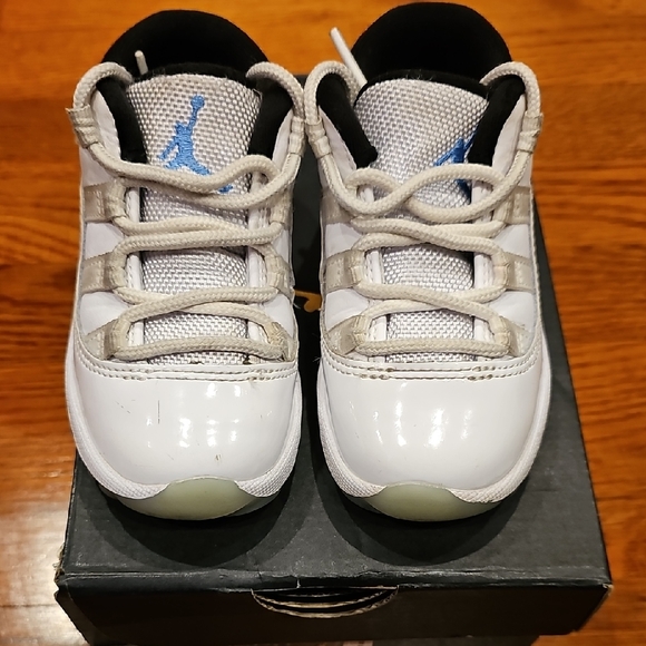 Jordan Kids White and Light Blue Sneakers - Picture 1 of 11